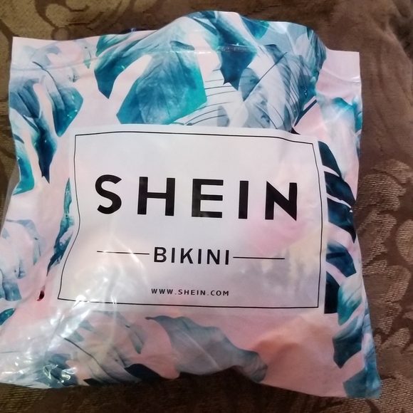 Shein swimsuit dye color - Picture 7 of 8